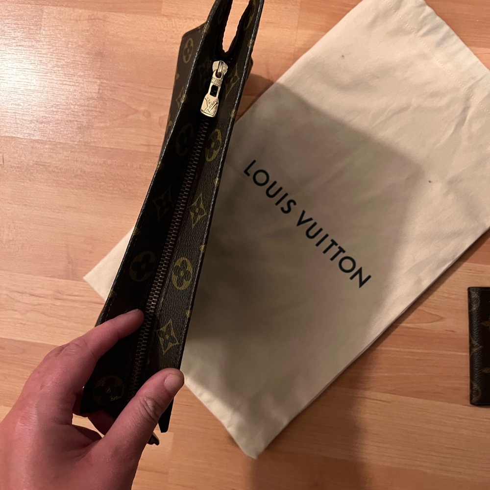 •Louis Vuitton 2019 Monogram Toilette AND LV Canvas pocket/organizer wallet - Picture 7 of 16